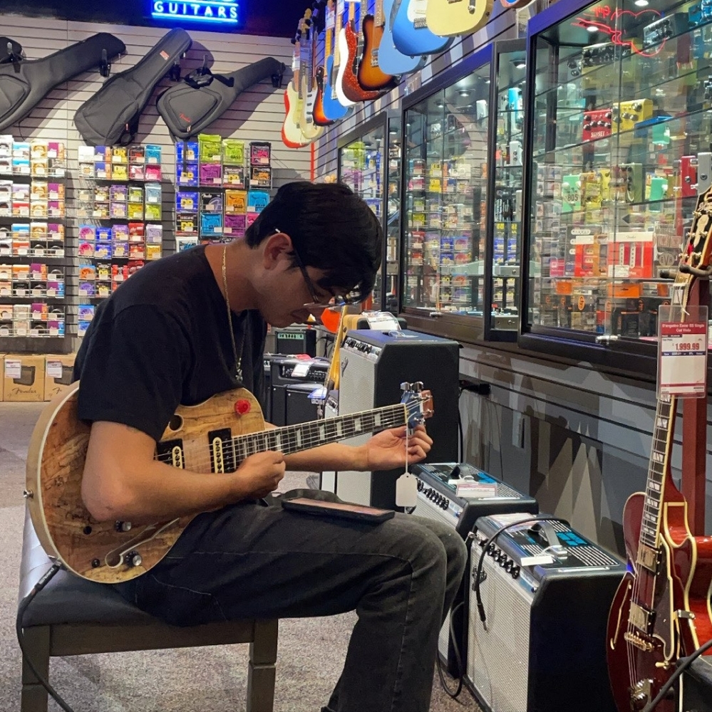 Meet your Posher, Kalani